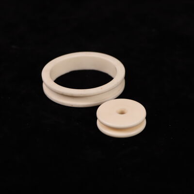 Termal Genişleme 8.9 X 10-6 K Alüminyum oksit Keramik Sunum yoğunluğu 3.75-3.9g cm3 ve Dielektrik Sabit 9.6 Mekanik bileşenler için ideal