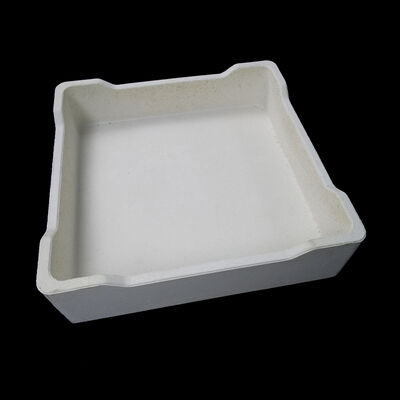 Ateşleme Cordierite Mullite Sagger 2.0-2.2 gcm3 yoğunlukta ısıya dayanıklı uygulamalar için mühendislik fırın mobilyaları